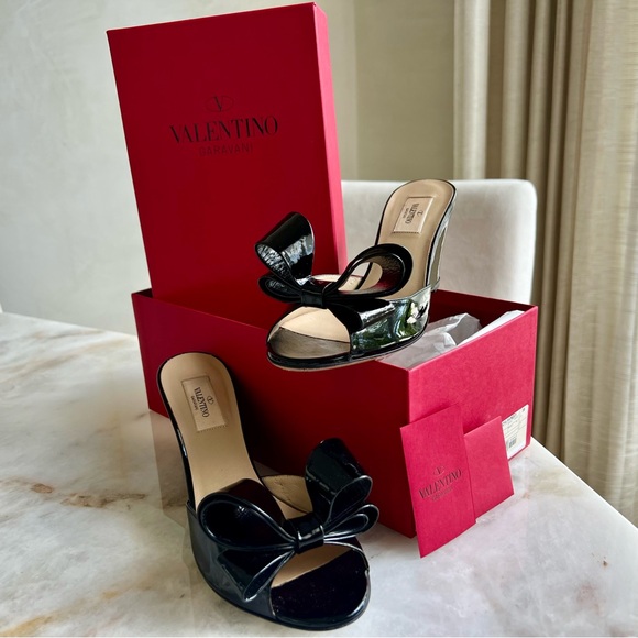 Valentino Shoes - Valentino Patent Leather Bow Accents Slides